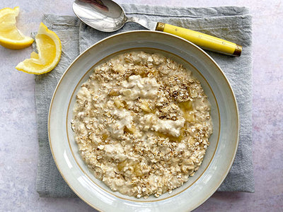 BUDWIG CREAM WITH MÜESLI, BANANA AND LEMON