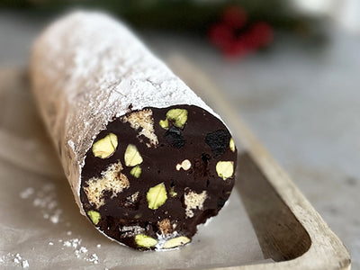 SALAMI DE CHOCOLAT, PISTACHES ET NOISETTES