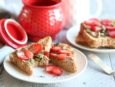 TARTINADE DATTES ET FRAISES