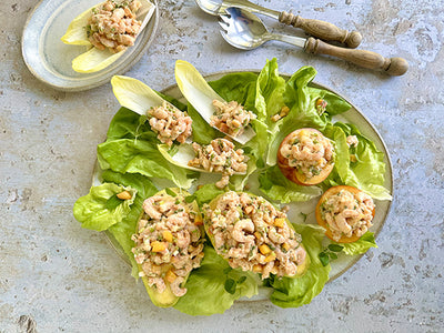 AVOCATS ET PÊCHES, FARCIS AUX CREVETTES