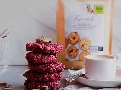 BEET, CRANBERRY AND CHOCOLATE COOKIES