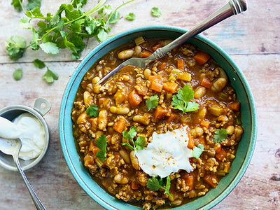 CHILI À LA CITROUILLE, DINDE ET AUX HARICOTS BLANCS