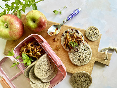 GALETTES DE SARRASIN À LA POMME ET À LA MÉLASSE