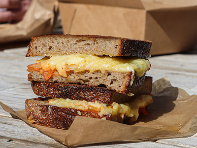 GRILLED-CHEESE SANTÉ AU MENU