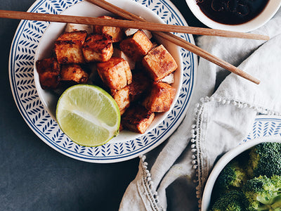 5 DÉLICIEUSES MARINADES À TOFU