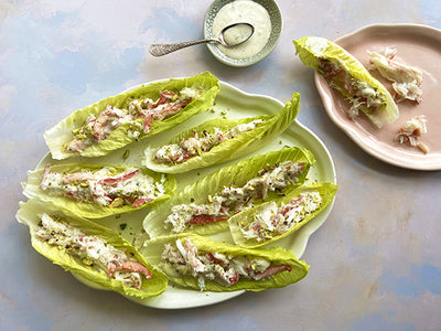 CRAB LETTUCE LEAVES WITH PISTACHIO VINAIGRETTE