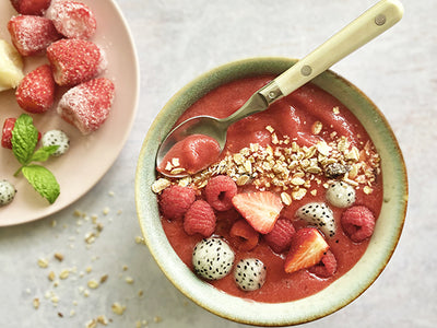 BOWL OF RED BEET SMOOTHIE