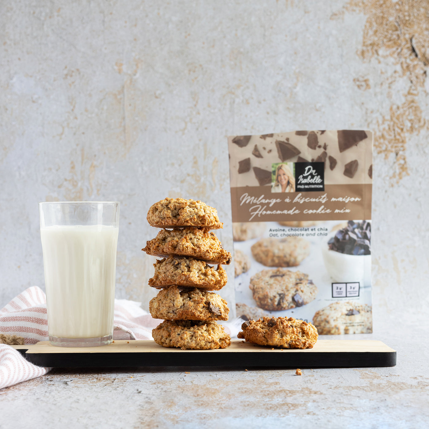 Le mélange à biscuits avoine, chocolat et chia d'Isabelle Huot Docteure en nutrition. Une collation/dessert rapide à cuisiner, savoureux et équilibré.